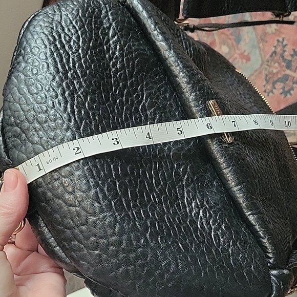 REBECCA MINKOFF Julian Large Backpack BLACK Gold Pebbled Leather - Picture 14 of 16